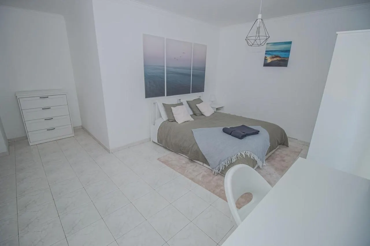 Charming Private Rooms In An Apartment A1 Penha - Faro
