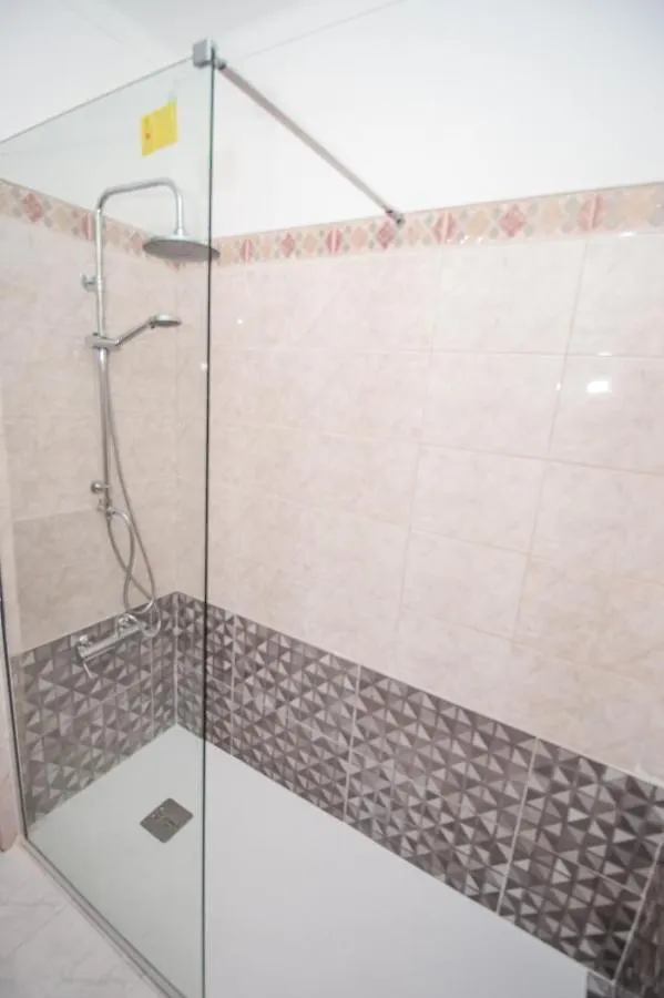 Charming Private Rooms In An Apartment A1 Penha - Faro
